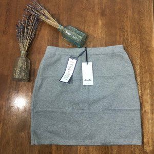 NWT Diarte (Lyon + Post) knit gray miniskirt, M
